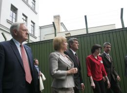 Віктор Ющенко з дружиною Катериною та Валдас Адамкус