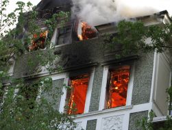 Пожар возле Секретариата Президента