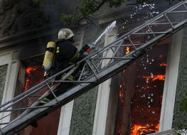 Пожар возле Секретариата Президента