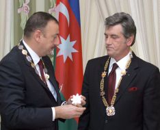 Ilham Aliyev and Viktor Yushchenko