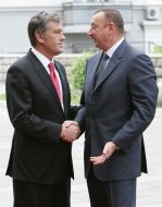 Ilham Aliyev and Viktor Yushchenko