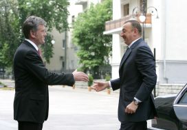 Ilham Aliyev and Viktor Yushchenko