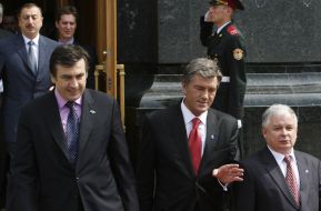 Mikhail Saakashvili, Lech Kaczynski and Viktor Yushchenko