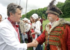 Виктор Ющенко на действе «Битва под Корсунем»