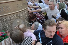 Spaso-Preobrazhensky cathedral large bell sanctifying
