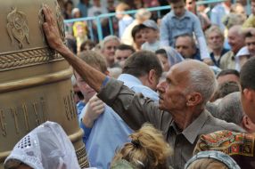 Spaso-Preobrazhensky cathedral large bell sanctifying