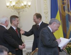 Юрій Єхануров, Валентин Наливайченко та Арсеній Яценюк