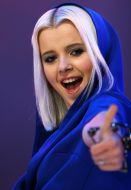 Мика Ньютон