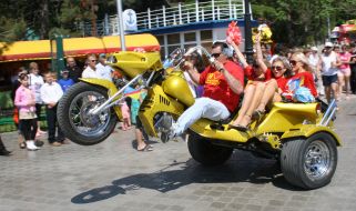 «Blondes show» in Alushta