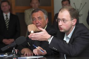 Arseniy Yatsenyuk’s visit in Greece