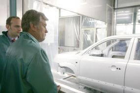 Виктор Ющенко на открытии автомобильного завода корпорации «Богдан»
