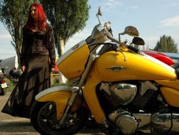 Участница мотофестиваля ”Гоблин-шоу”