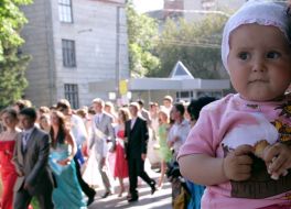 Шествие выпускников