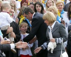 Viktor Yushchenko and Yekaterina Yushchenko