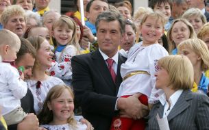 Viktor Yushchenko and Yekaterina Yushchenko