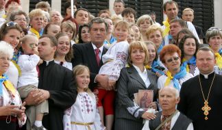 Viktor Yushchenko and Yekaterina Yushchenko