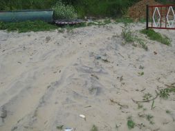 It dangerous to rest on the Mariupol beachs