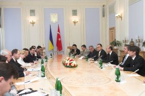 Keksal Toptan and Arseniy Yatsenyuk