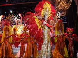 Transvestites show ”Alcazar”