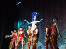 Transvestites show ”Alcazar”