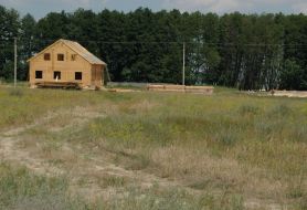 Illegal land parcellation in private property at Golopristanskiy district