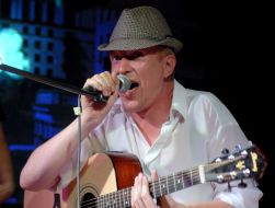 A group ”Sri Lanka”