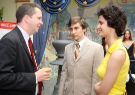 Sergey Karyakin and Nigel Short