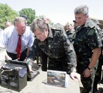 Визит Виктора Ющенко в 28-ю гвардейскую механизированную бригаду в Черноморском