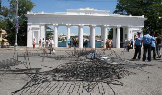 Disturbance at Grafsky landing stage