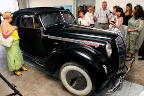 Ретро-автомашина