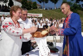 Natalia Kalashnik and Petr Dovbenko