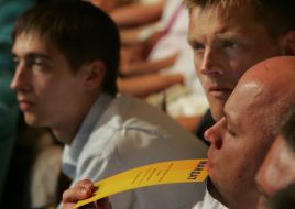 Делегати з’їзду партії «Єдиний Центр”