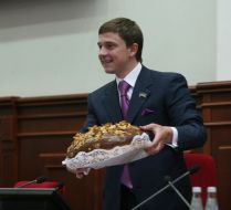 Олесь Довгий