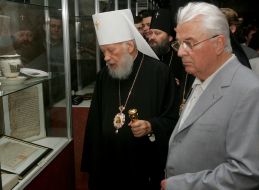 Leonid Kravchuk and Vladimir Sabodan