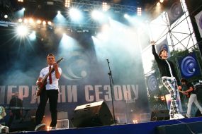 Group ”Antitela”