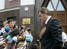 Виктор Ющенко дает интервью