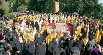 Divine liturgy on the Vladimir hill