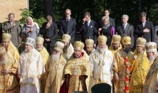 Divine liturgy on the Vladimir hill