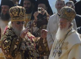 Bartholomew I and Aleksy II on Divine Liturgy