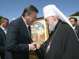 Віктор Янукович та Митрополит Володимир