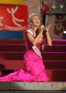 Kamaliya (Natalya Shmarenkova)