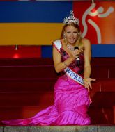 Kamaliya (Natalya Shmarenkova)