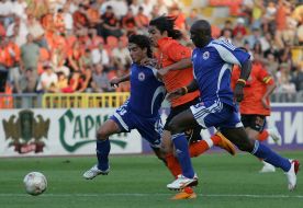 Artem Savin, Erick Camdem and Marcelo Moreno