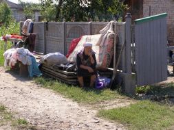 Pensionar sits near the defective belongings