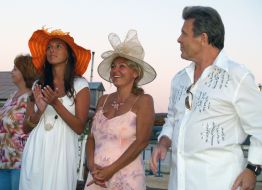 Alsоu with her mother Rosa Safinoy