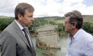 Viktor Yushchenko and Nikolay Kmit