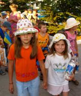 Children from victim regions arrive to Crimea