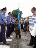 Митинги за и против запрета на охоту в Харьковской области