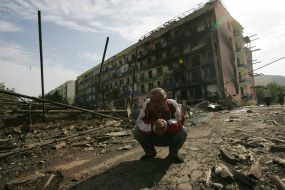 Зруйнована вулиця у місті Горі