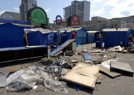 A market «Festivalniy» on Troeschina